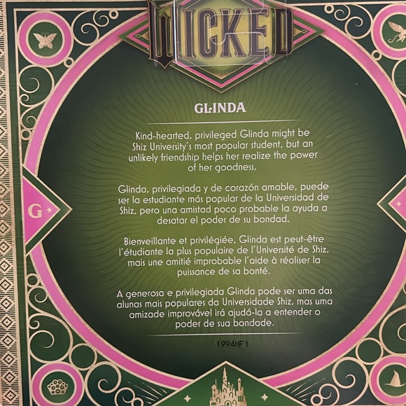 Universal Pictures Wicked Glinda Fashion Doll with Removable Fashions - Picture 6 of 6